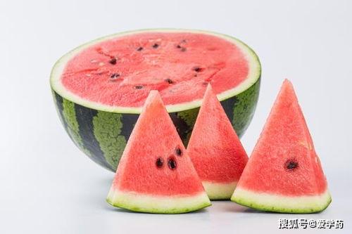 中暑可以吃瓜嘛,吃瓜解暑还是加重负担？揭秘真相