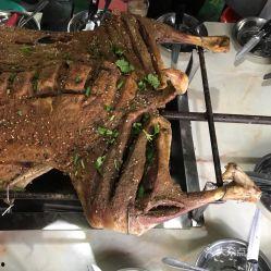 烤全羊吃瓜,夏日吃瓜乐趣无限